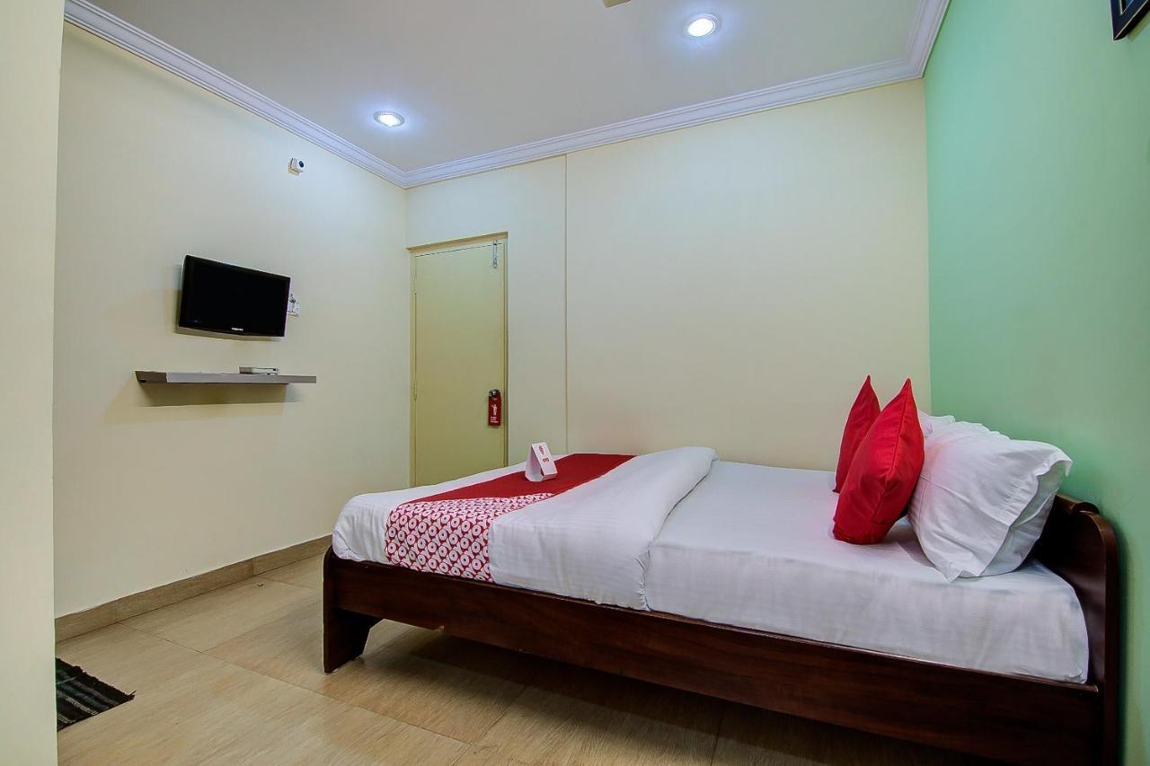Oyo Lalitha Delight Hotel Visakhapatnam Exterior photo